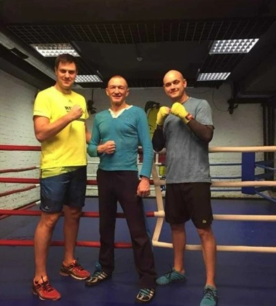 Тренировки по боксу групповые  Клуб единоборств "Груша" (12 тренировок) - купить в Иреке